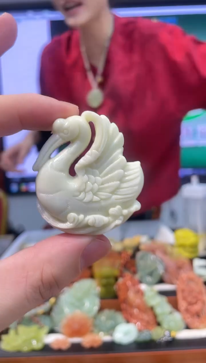 【闪购商品】岫玉吊坠未镶嵌·多样性发货*拍一发一