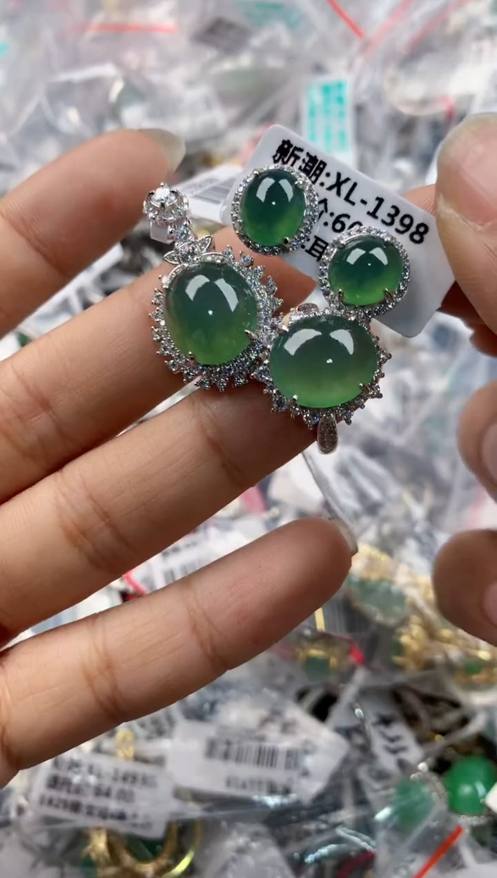 银S925镶嵌戒指翡翠666     9