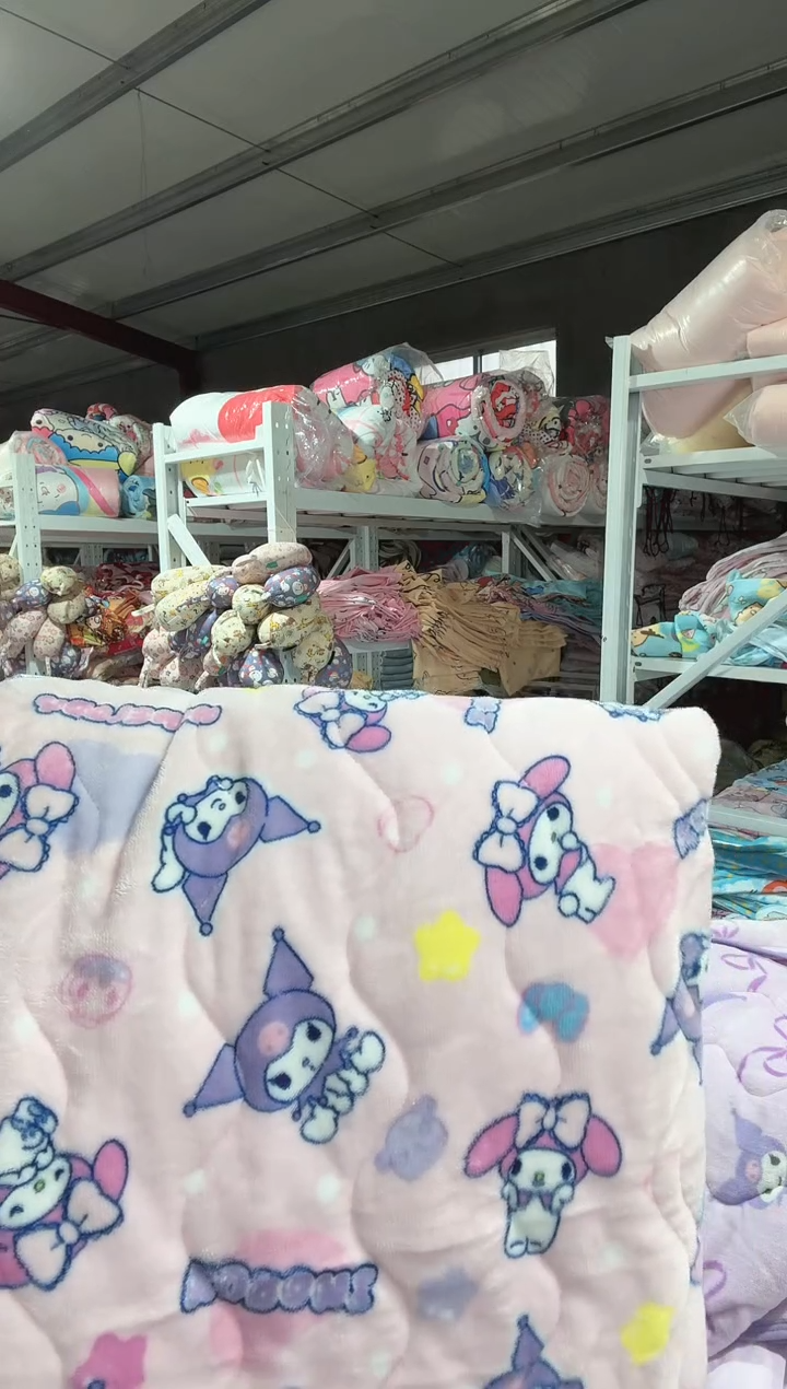 满35包邮    瑕疵  200*200绒垫子