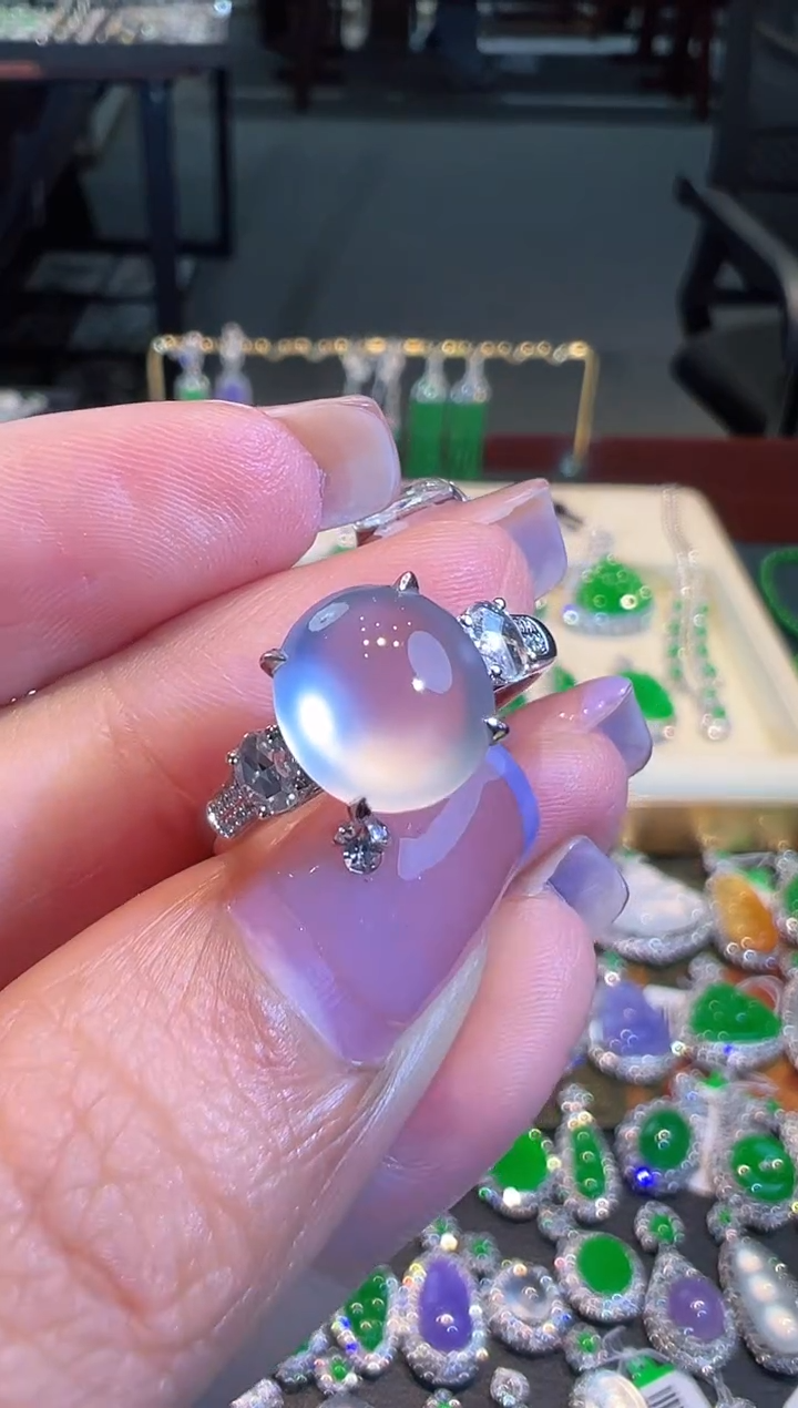 【闪购商品】翡翠戒指18K金镶嵌翡翠