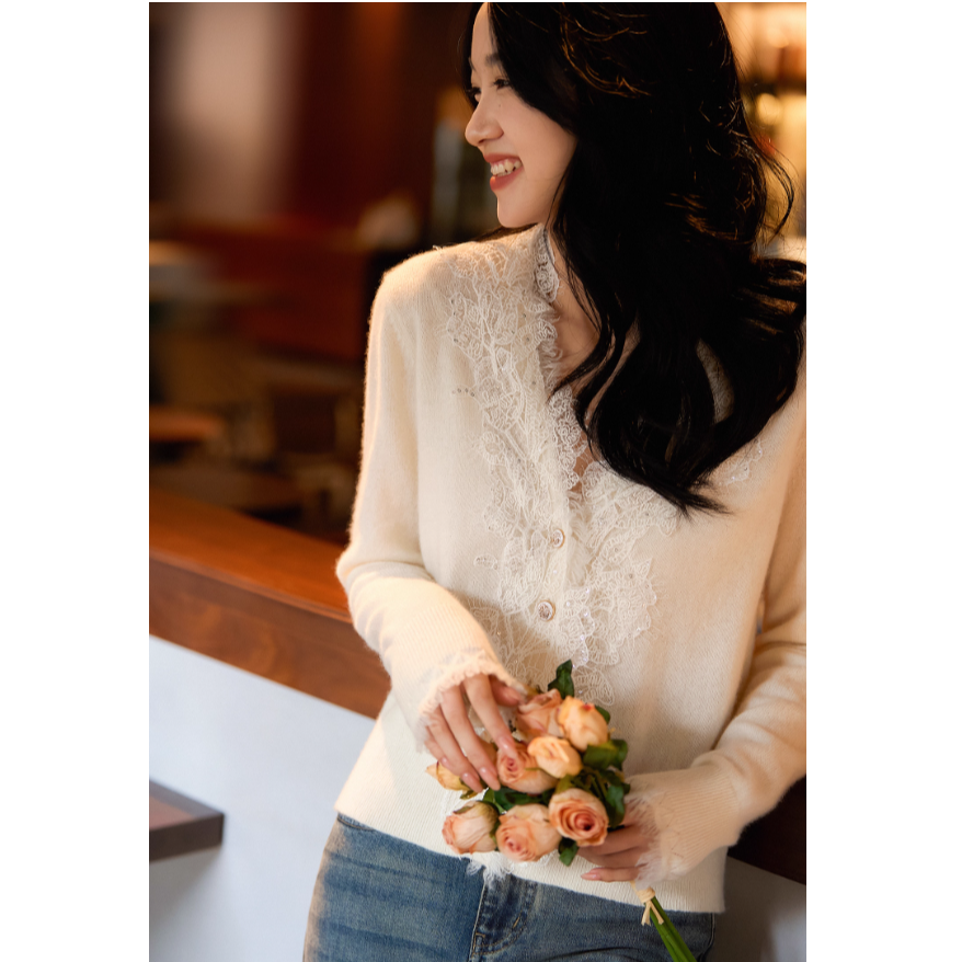 挚献『浪漫乌托邦』意大利工艺山羊绒 水溶蕾丝针织开衫ZWM867078AG