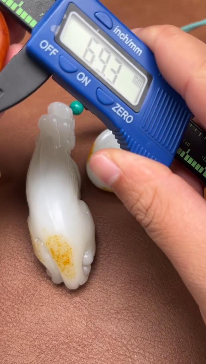 【闪购商品】和田玉2.26GZ多样性拍一发一未镶嵌0000