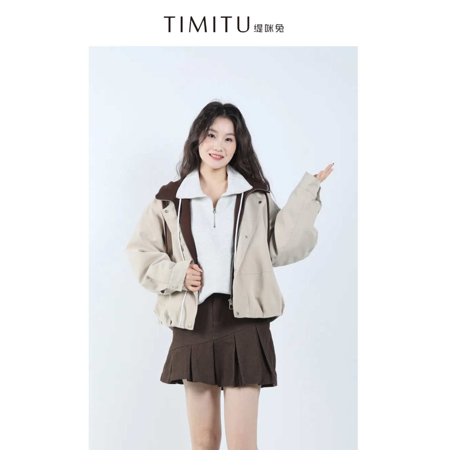 TIMITU缇咪兔琥珀流光风翻领撞色拼接连帽夹克短款外套34324008