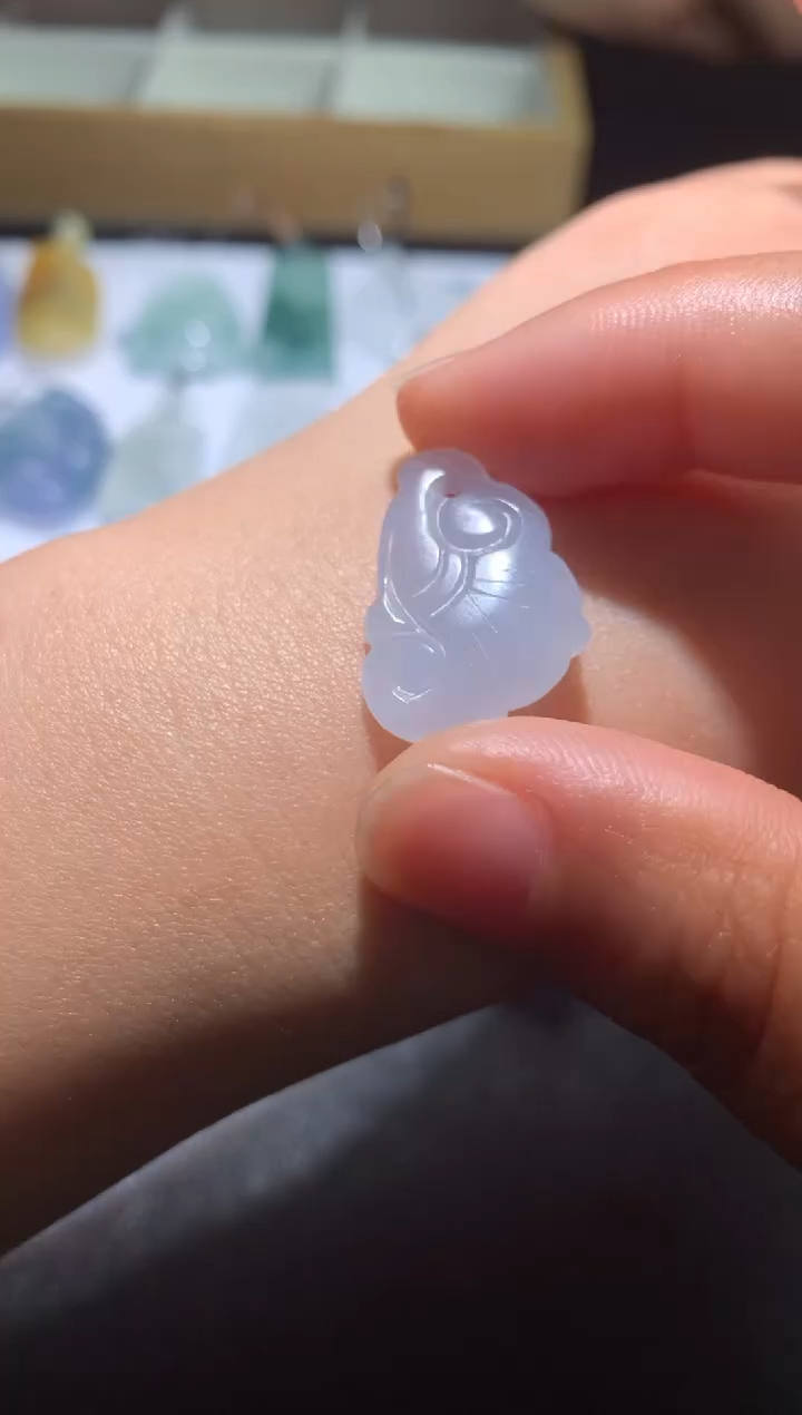 【闪购商品】定制翡翠未镶嵌毛货