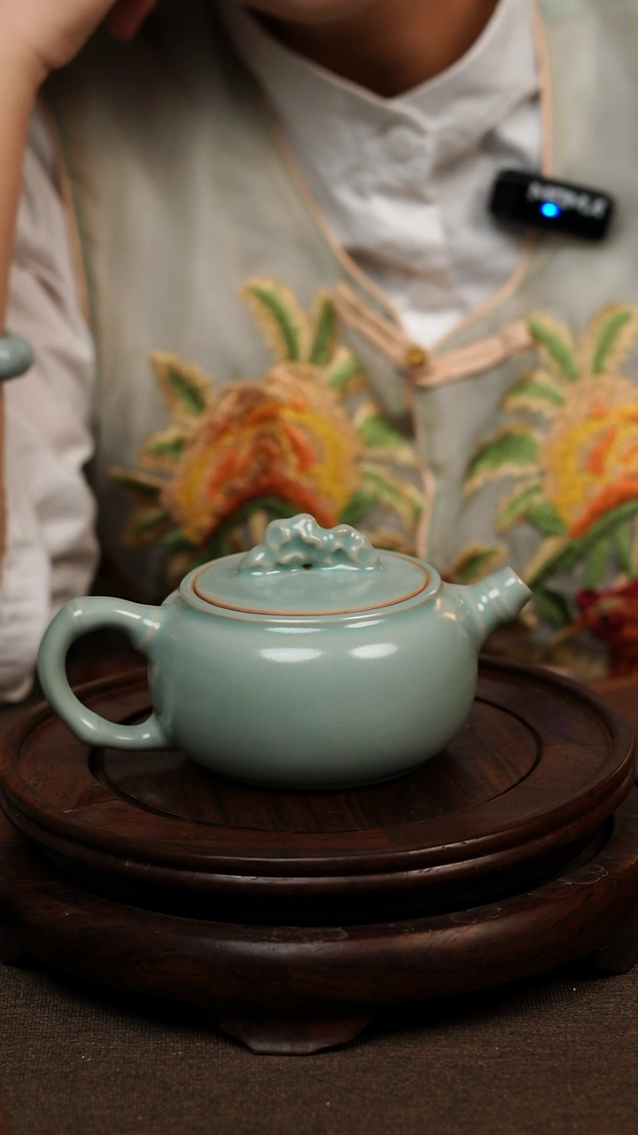 瓷片仿古天青手工竹笙壶180ml 微瑕 不带礼盒