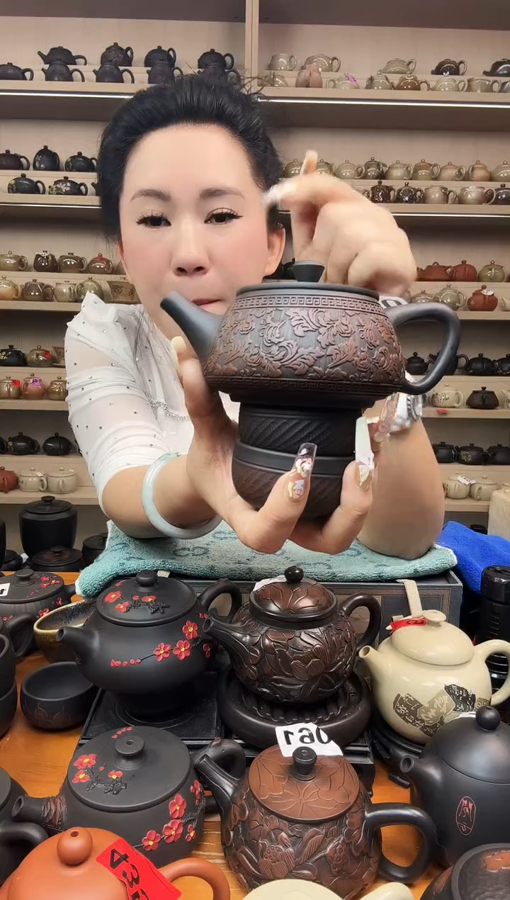 壶085 满雕花石瓢250cc+2跳叨杯 