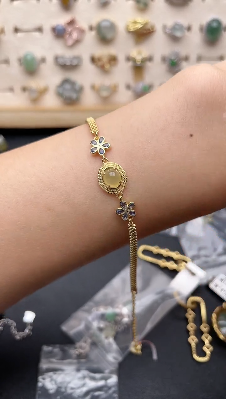 【闪购商品】翡翠手链银S925镶嵌一物一证一礼盒