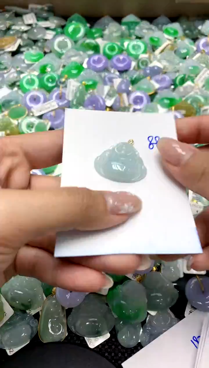 【闪购商品】翡翠颈饰18K金镶嵌1111111111111111