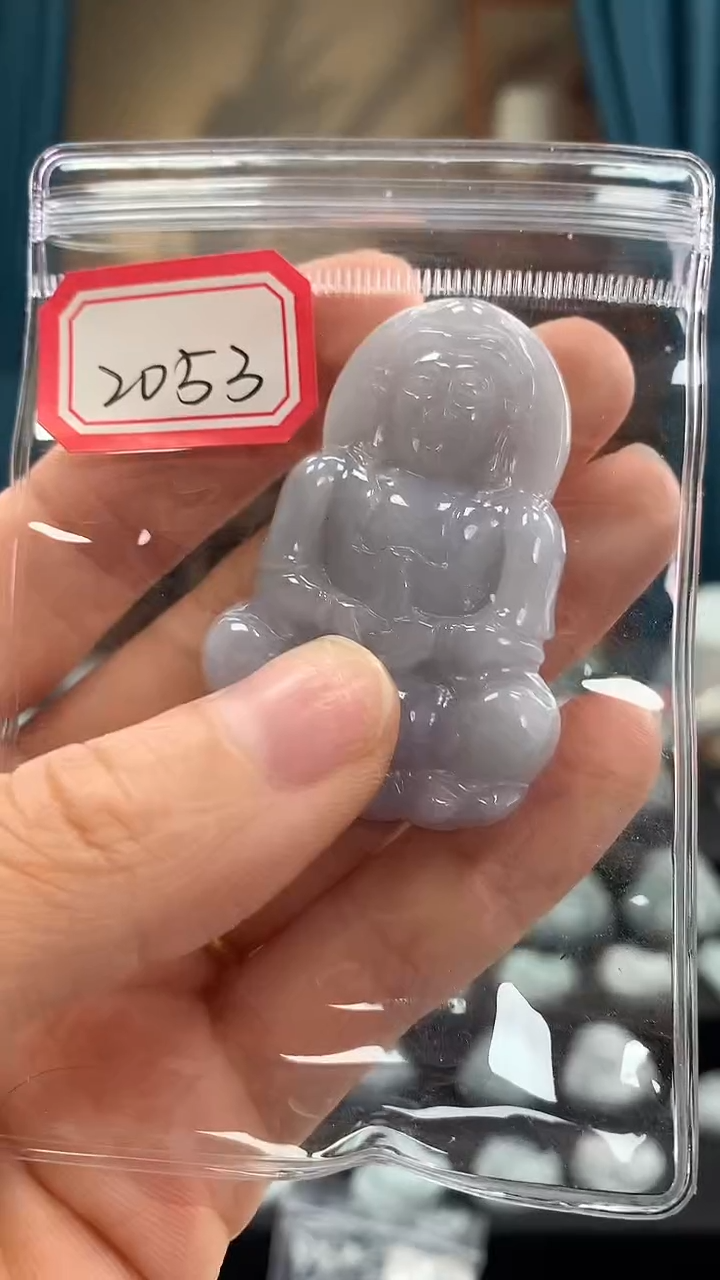 翡翠未镶嵌颈饰观音2053