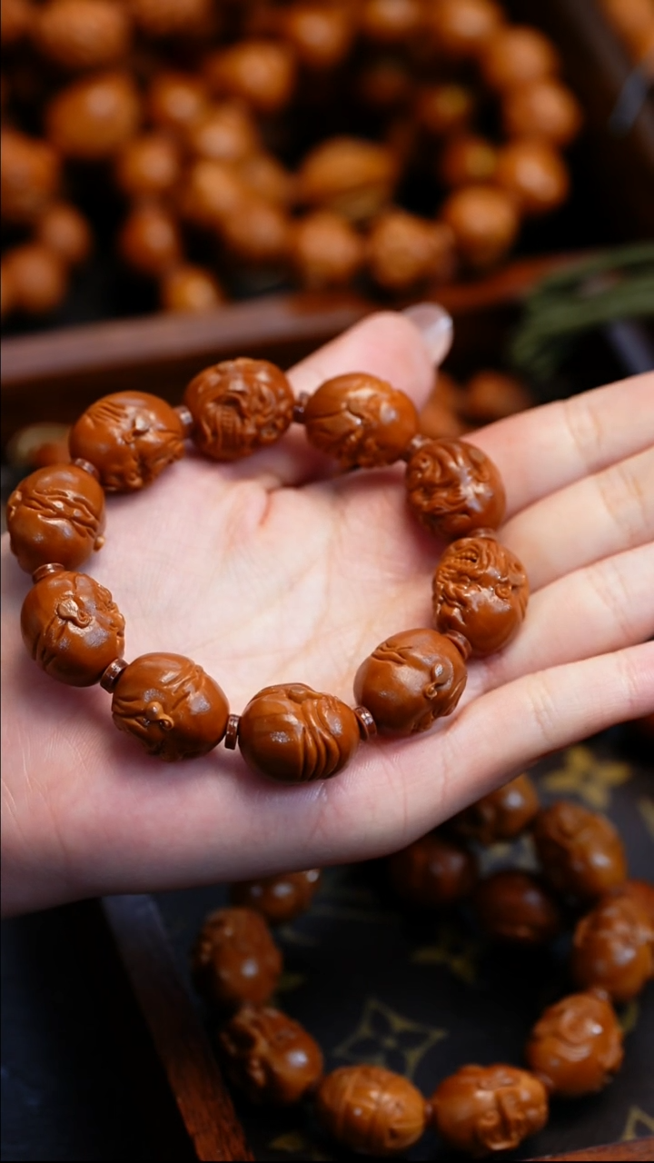 【闪购商品】橄榄核吊坠苏工橄榄核