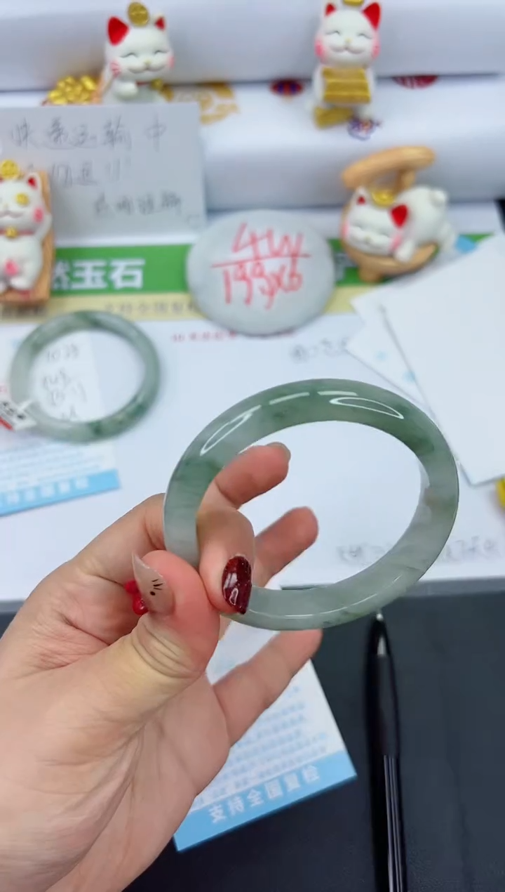 【闪购商品】石英质玉手镯未镶嵌1029-58.6