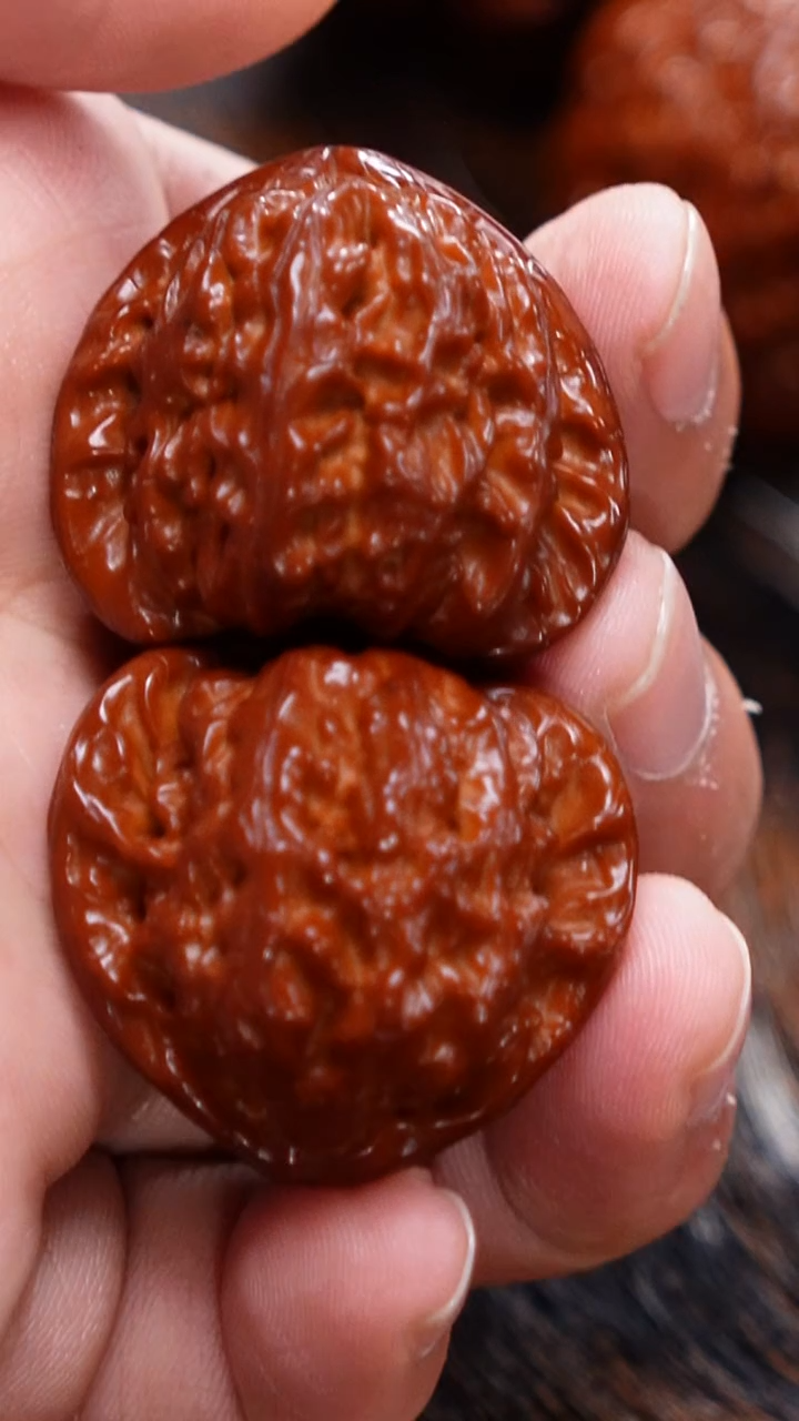 把件文玩核桃三角白回血40号