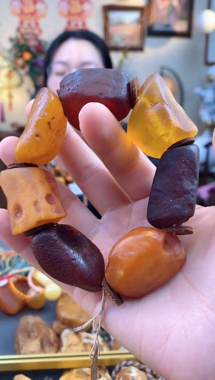 【闪购商品】琥珀手串未镶嵌手串