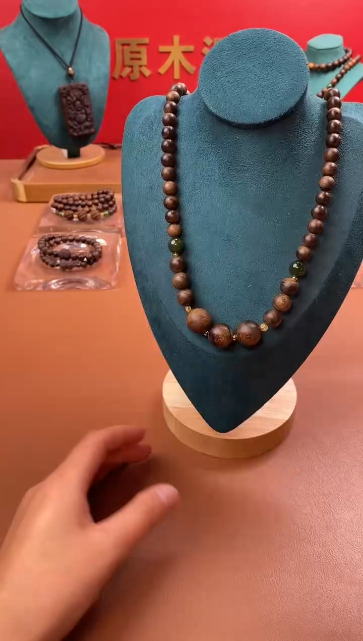 【闪购商品】沉香手串沉水芽庄黄棋楠玉化瘤疤+芽庄白棋楠设计