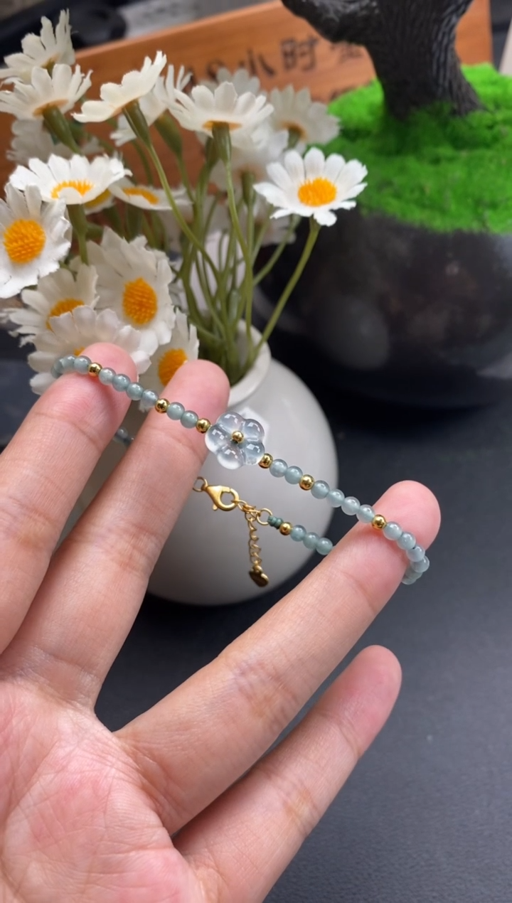 散珠翡翠花花手串
