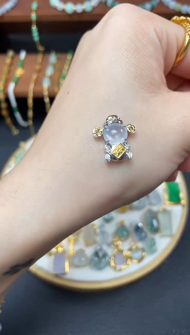 【闪购商品】翡翠吊坠(不含链)18K金镶嵌一个  JK215