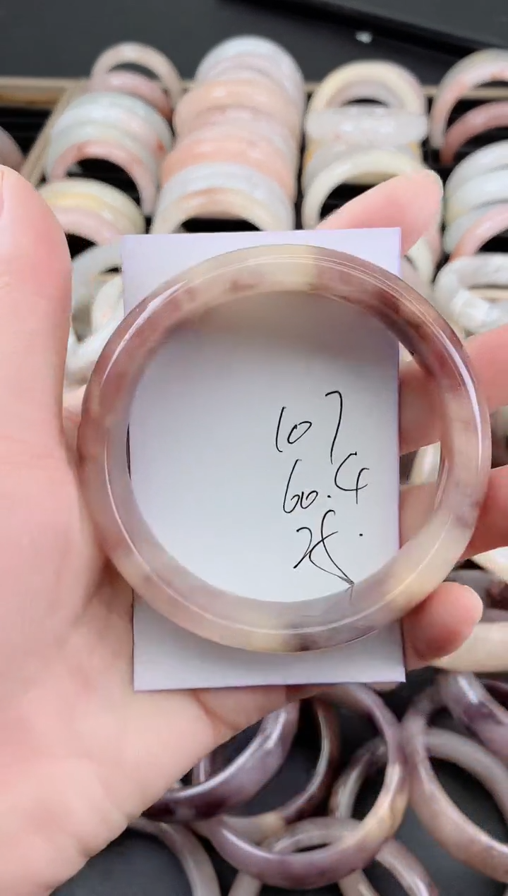 未镶嵌手镯石英质玉（金丝玉）107