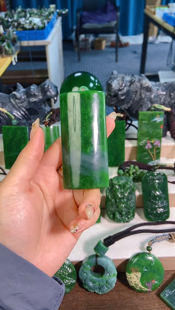 和田玉未镶嵌挂件1