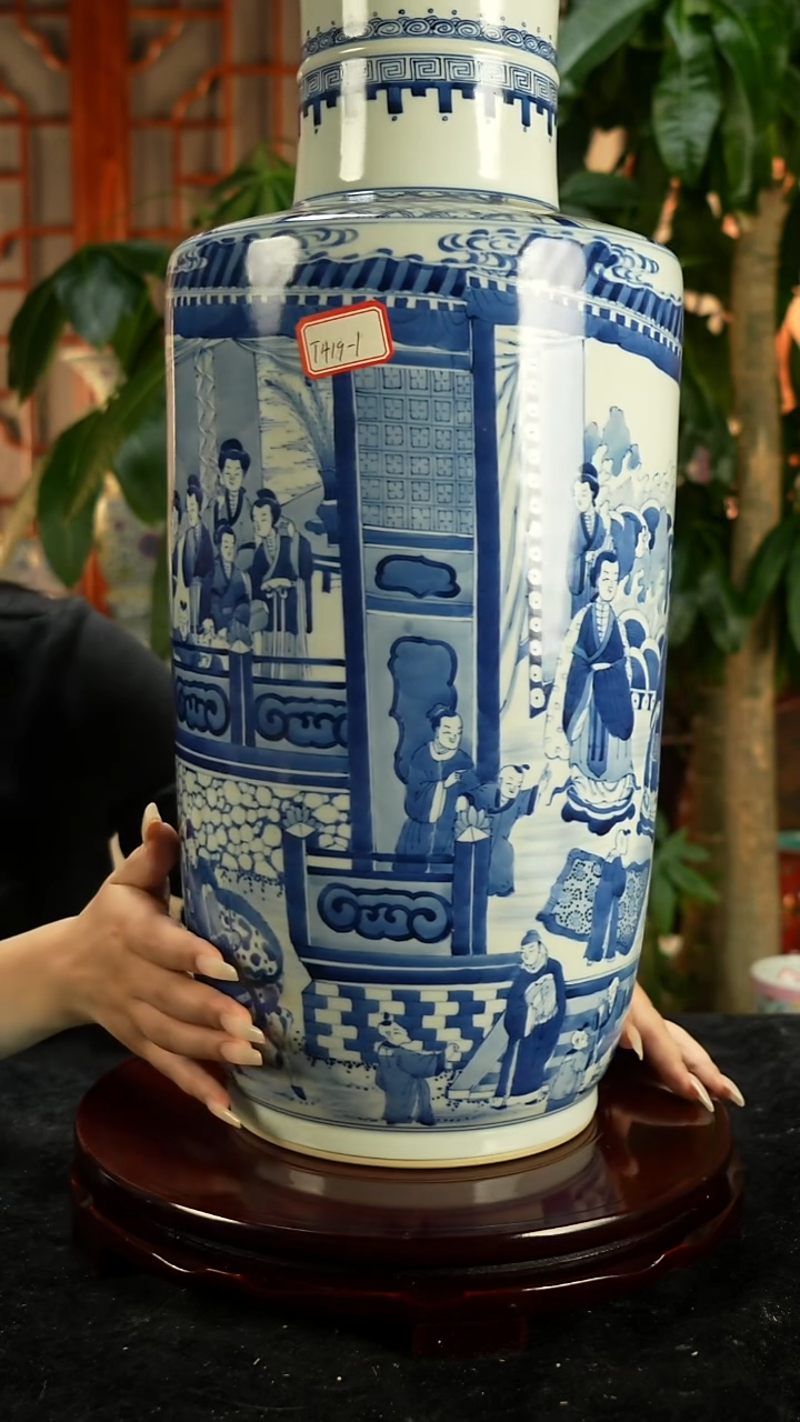 其他瓷用****6青花棒槌瓶一只