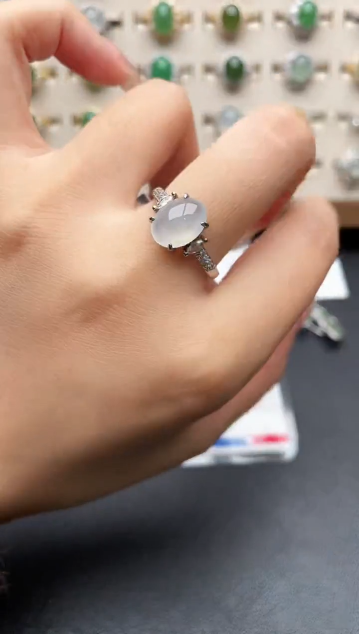 银S925镶嵌戒指翡翠一物一证一礼盒