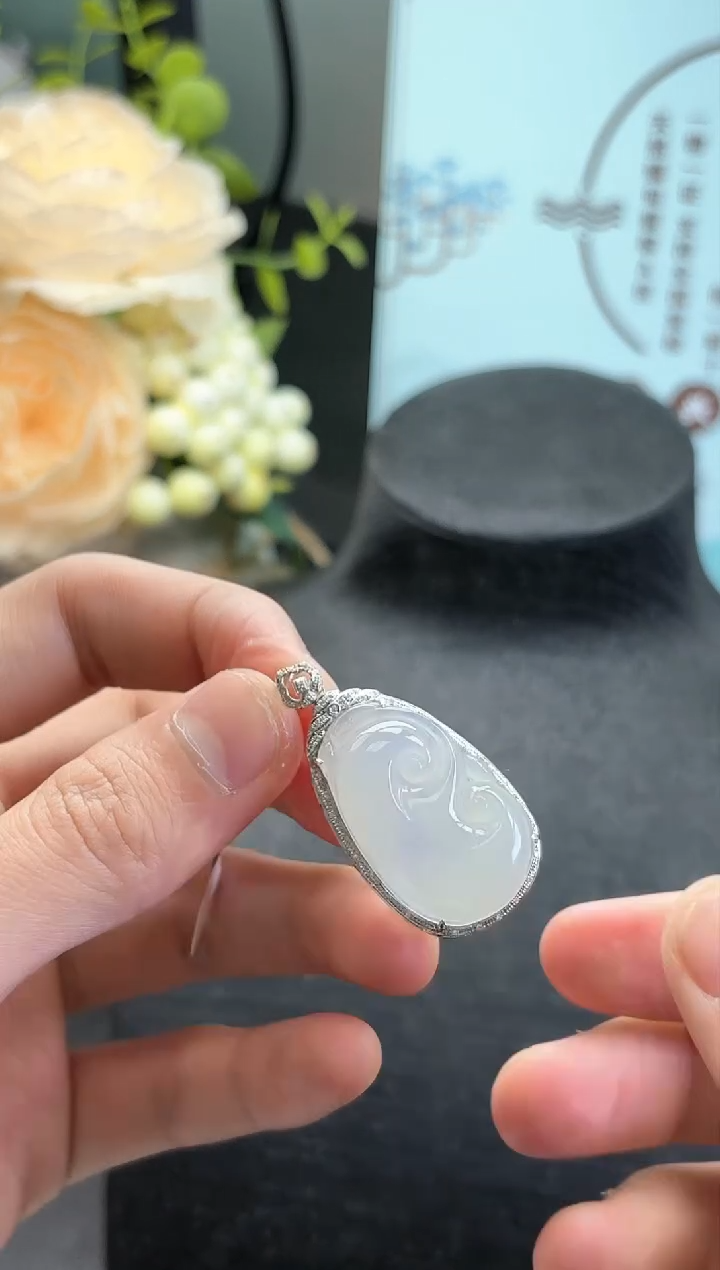 【闪购商品】翡翠颈饰18K金镶嵌YM-142-5 如意