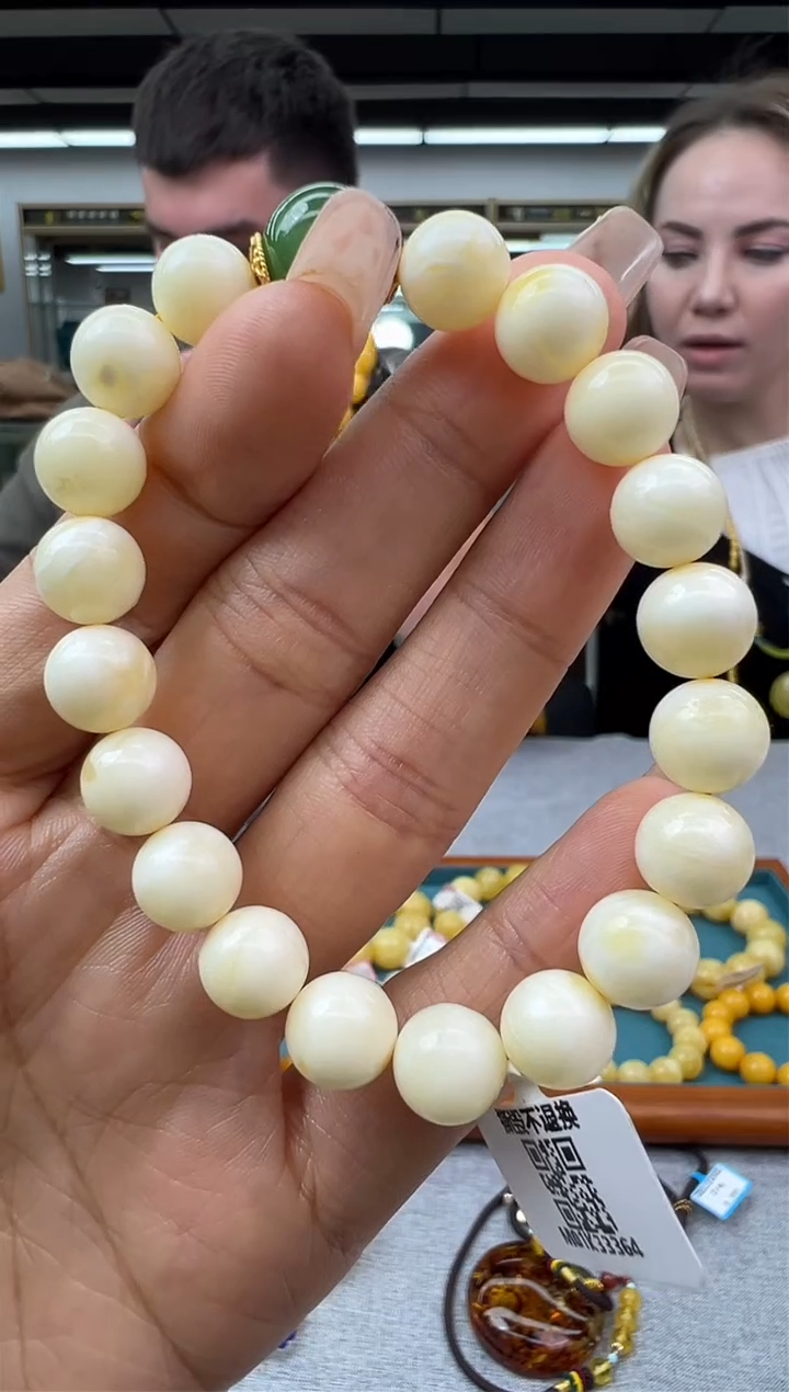 【闪购商品】琥珀手链未镶嵌31秒拍号