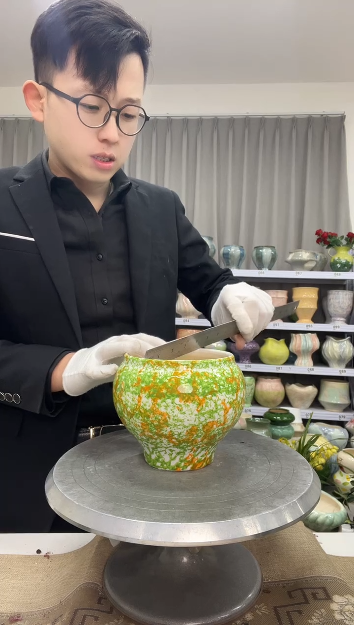 【1.2】花盆链接 高： 13 口：11