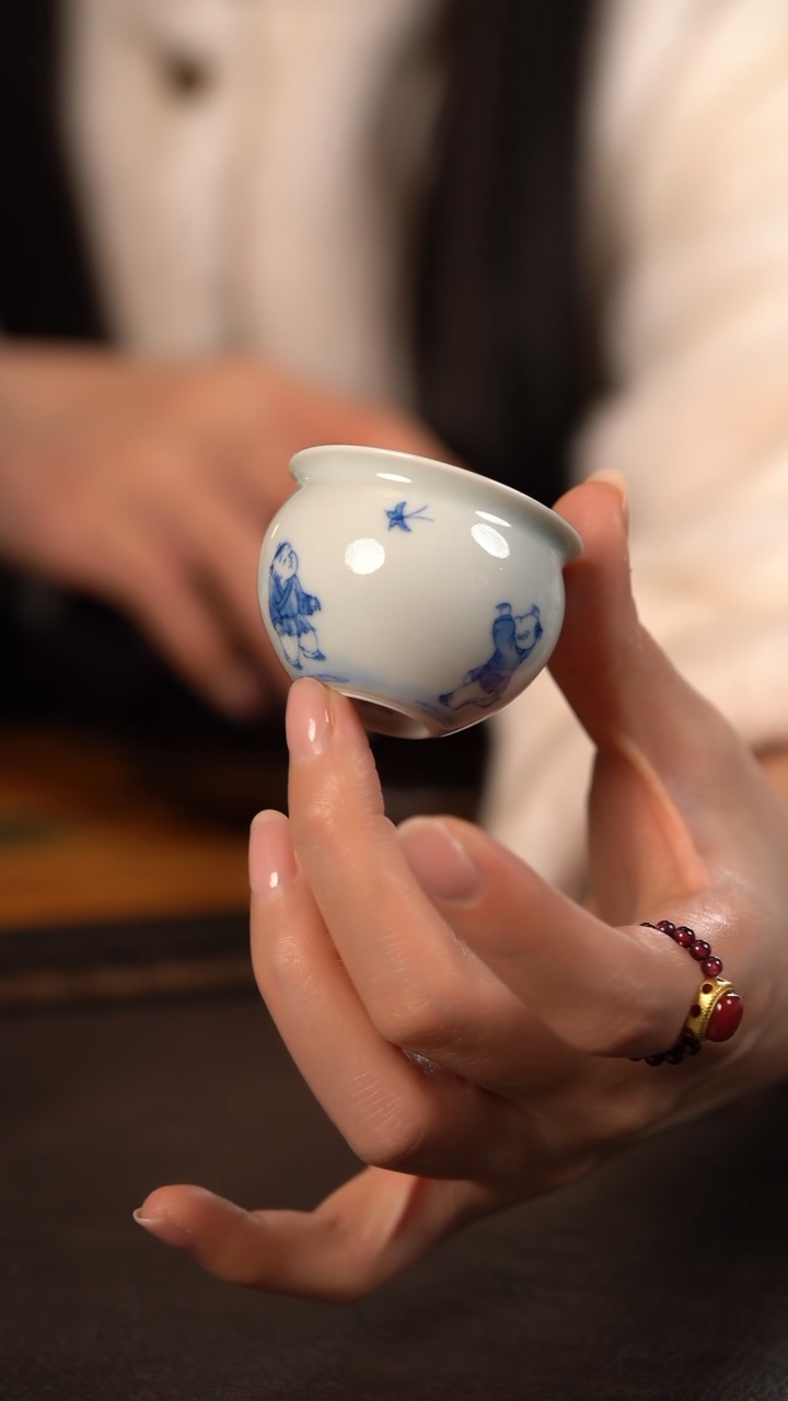 【闪购商品】杯聚澜堂童子扑蝶小缸杯676