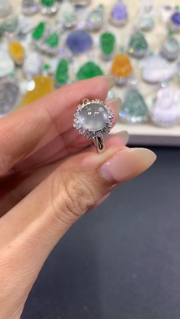 【闪购商品】翡翠戒指18K金镶嵌q46    