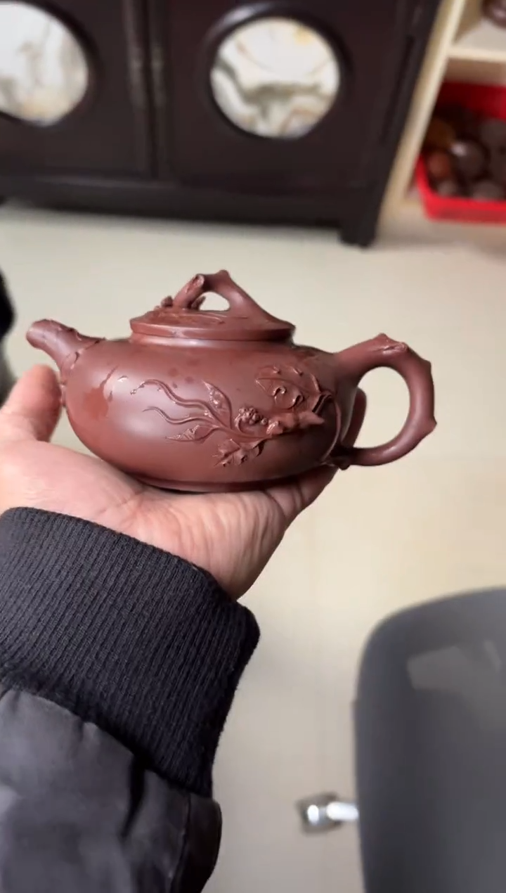【闪购商品】紫砂茶壶紫泥花器310