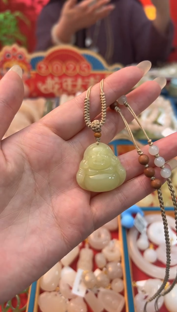 【闪购商品】和田玉吊坠未镶嵌黄口佛公30mm