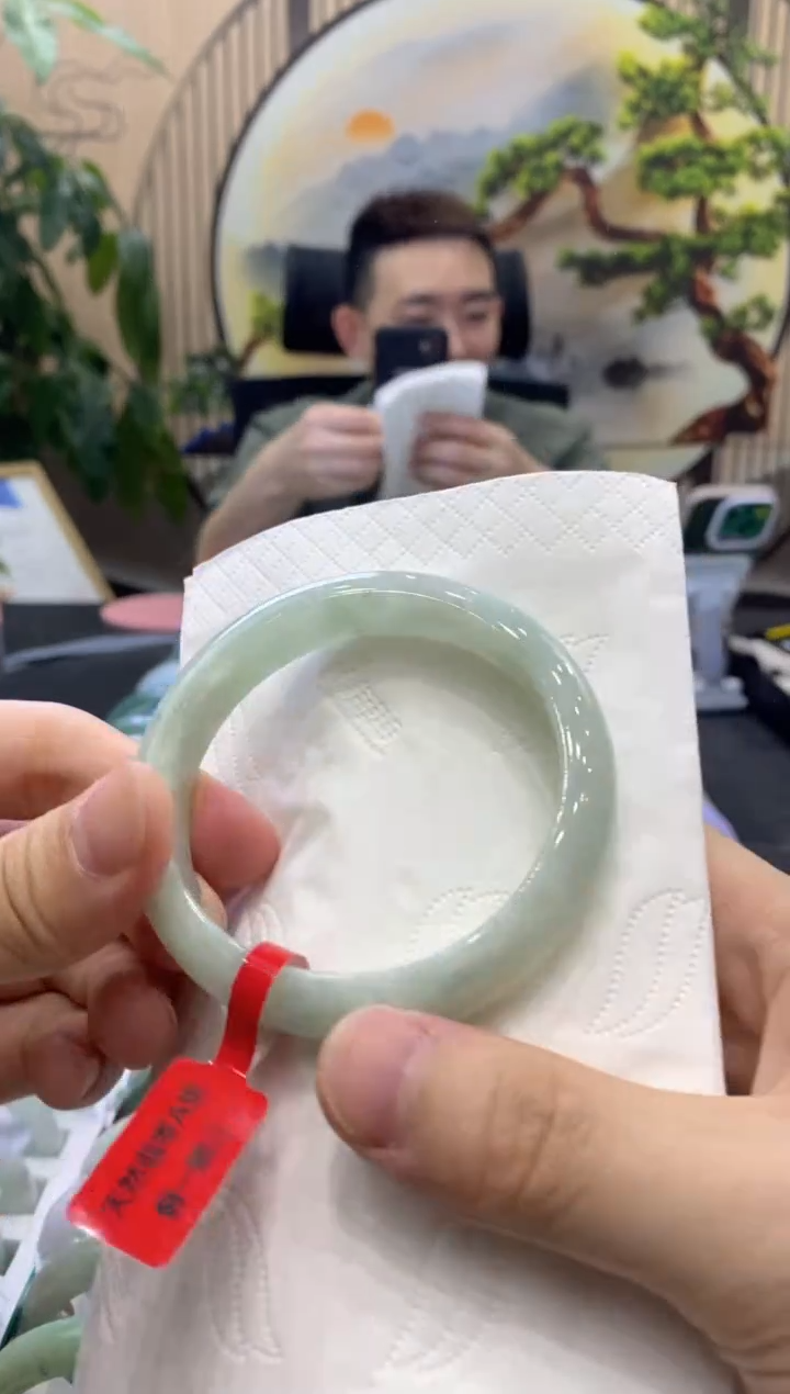 翡翠手镯未镶嵌000000006511