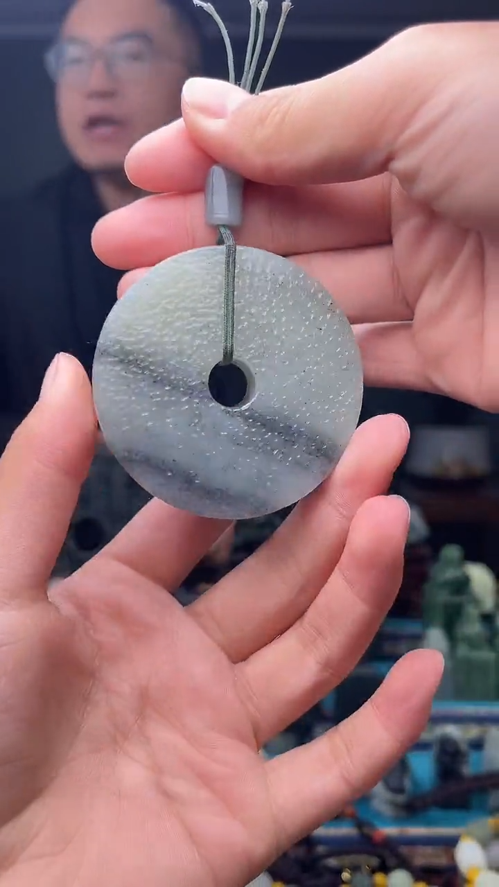 未镶嵌和田玉挂件1