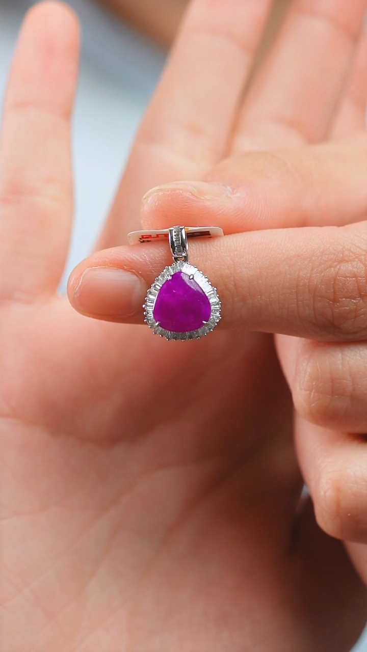 苏纪石（舒俱来）18K金镶嵌吊坠(不含链)66