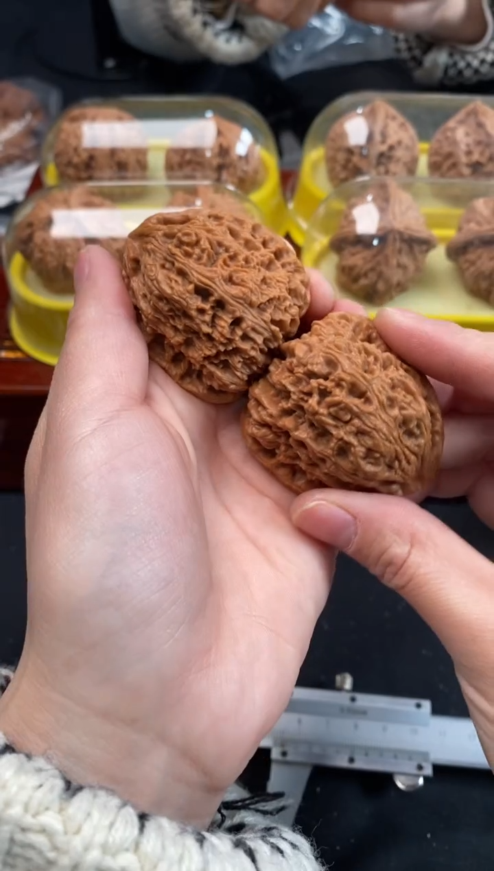 把件文玩核桃南疆石42尺Z232