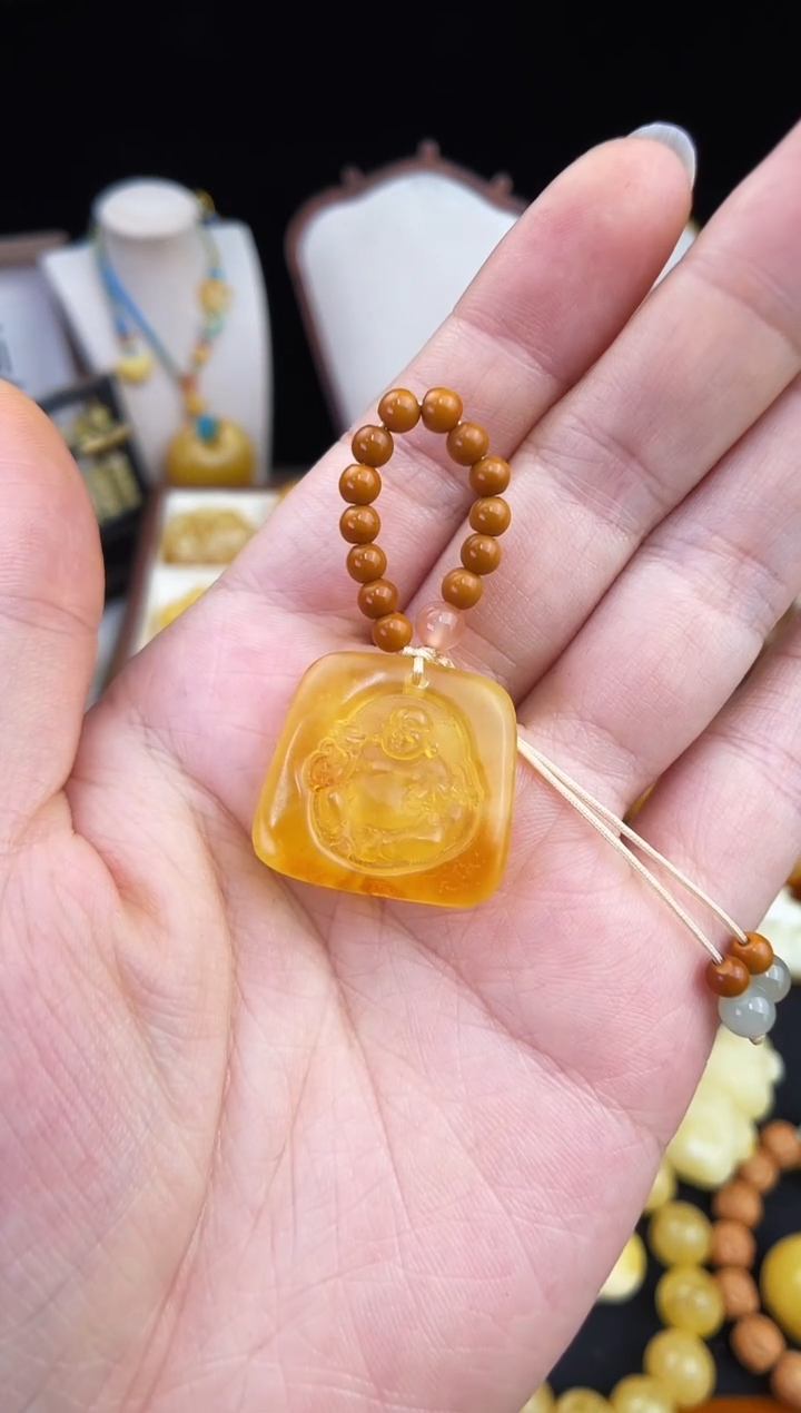 琥珀未镶嵌珠宝奇石柒月