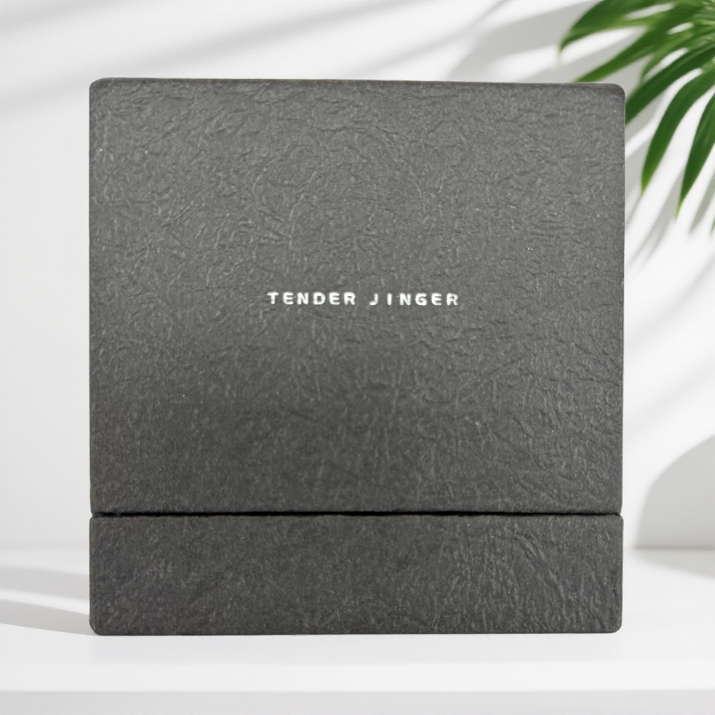 Tender Jinger 铜合金胸针 惊喜盒子