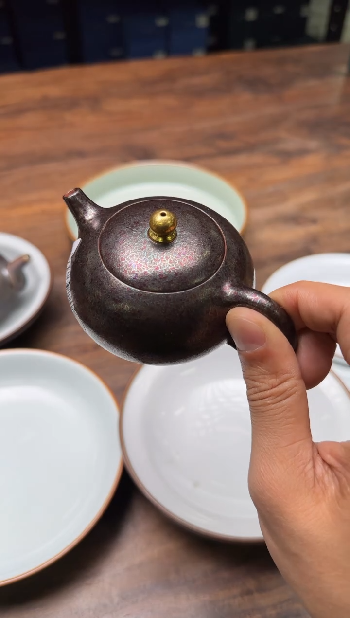 雨*人范文技 大红袍 金苞壶（贝壳烧）