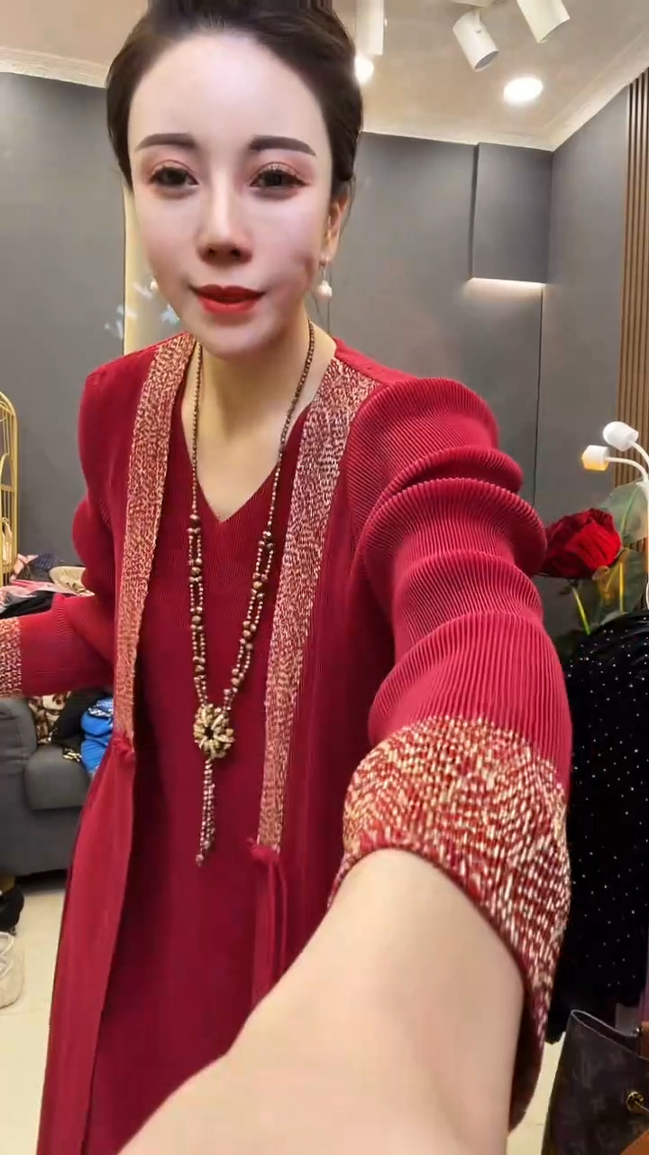 聚酯纤维（涤纶）红色 国风裙