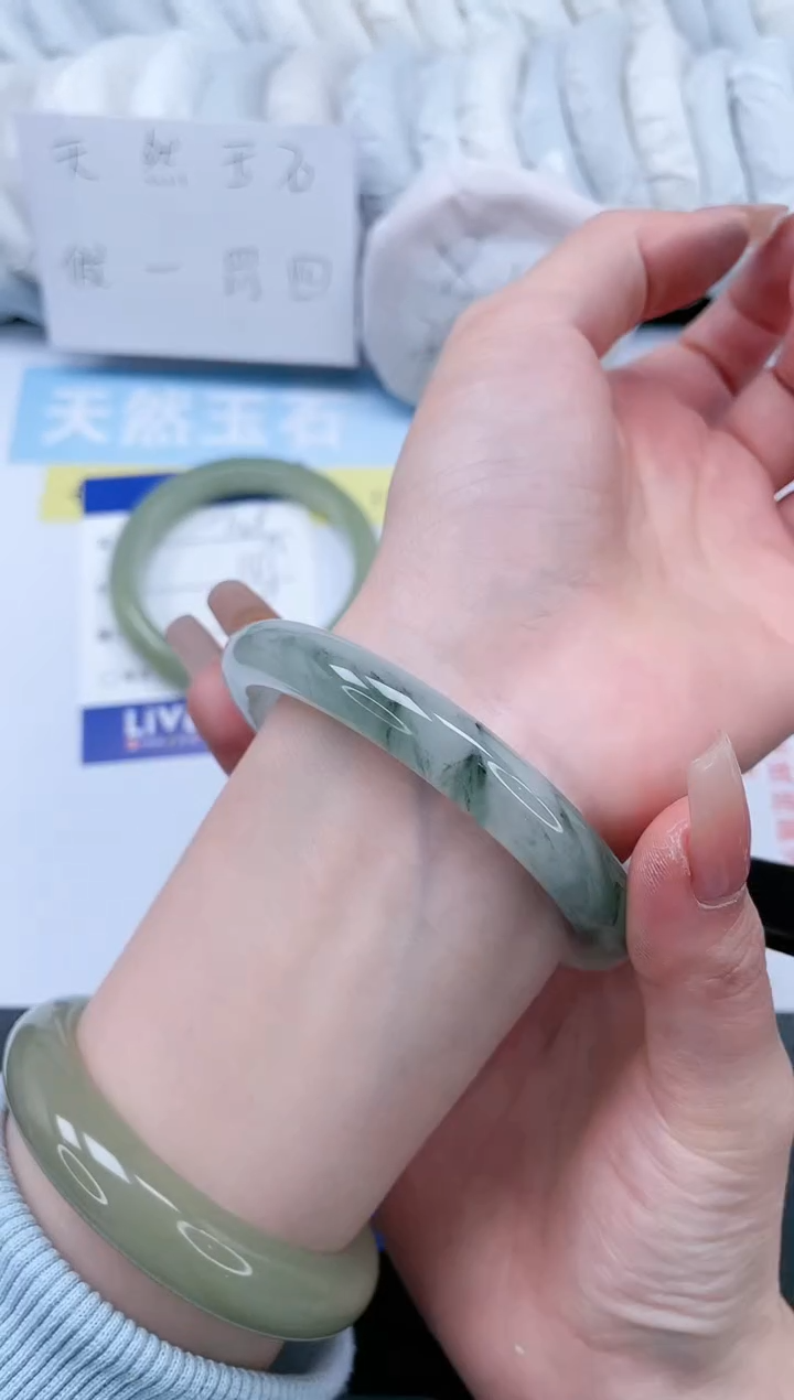 【闪购商品】石英质玉手镯未镶嵌T160-58.8