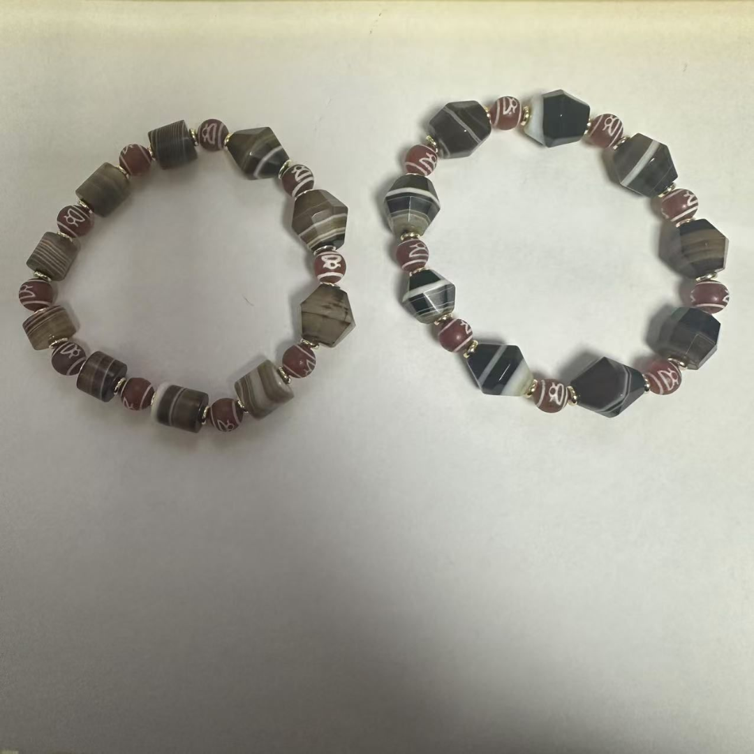 民国 【宝韵】多棱缠丝玛瑙 蚀花玛瑙 十全十美手串KC7535