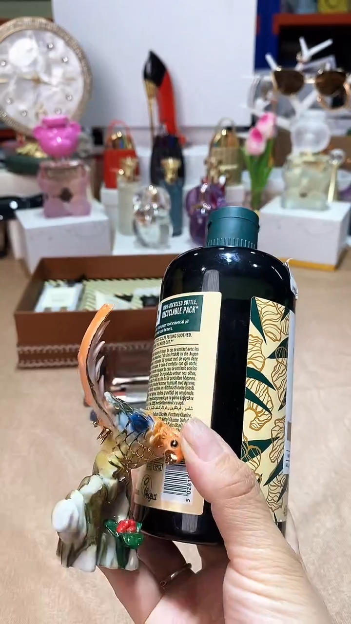 瓷片碗碟好物一件不留@@1