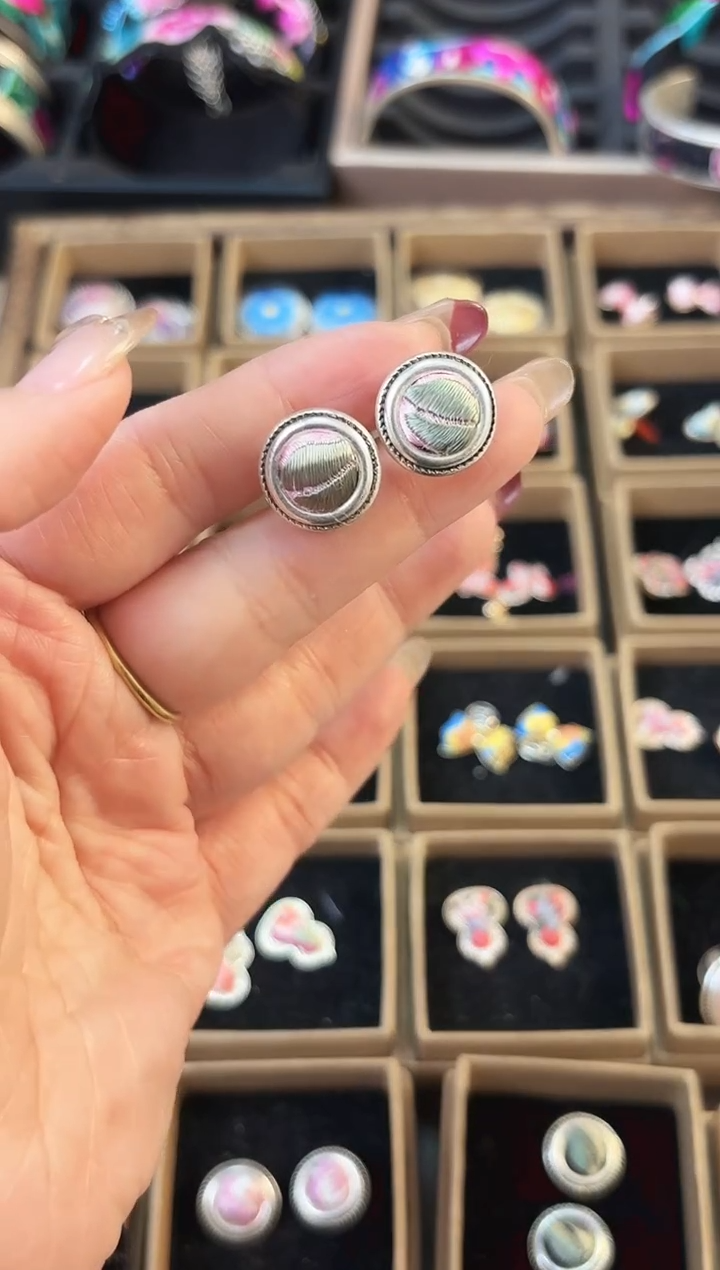 织绣艺枝独绣手工饰品156