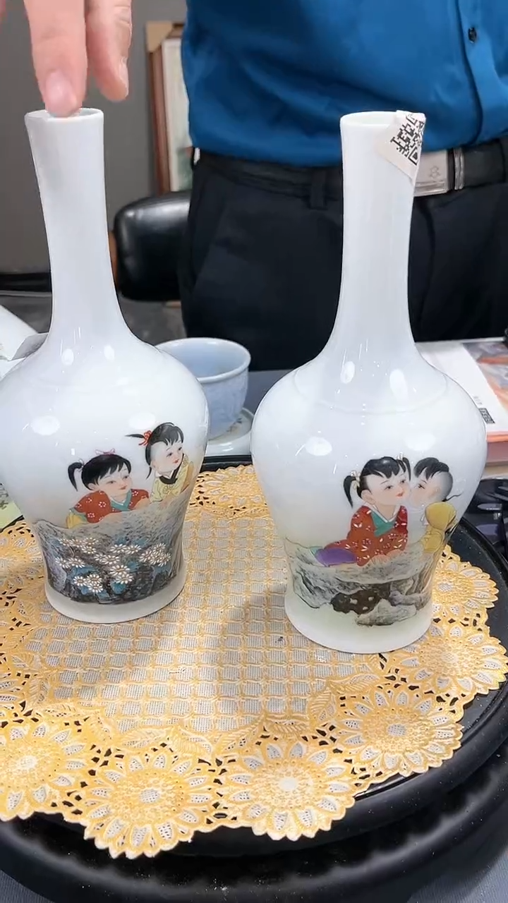 【闪购商品】官窑瓷画院857官窑瓷画院童子摇铃樽一对