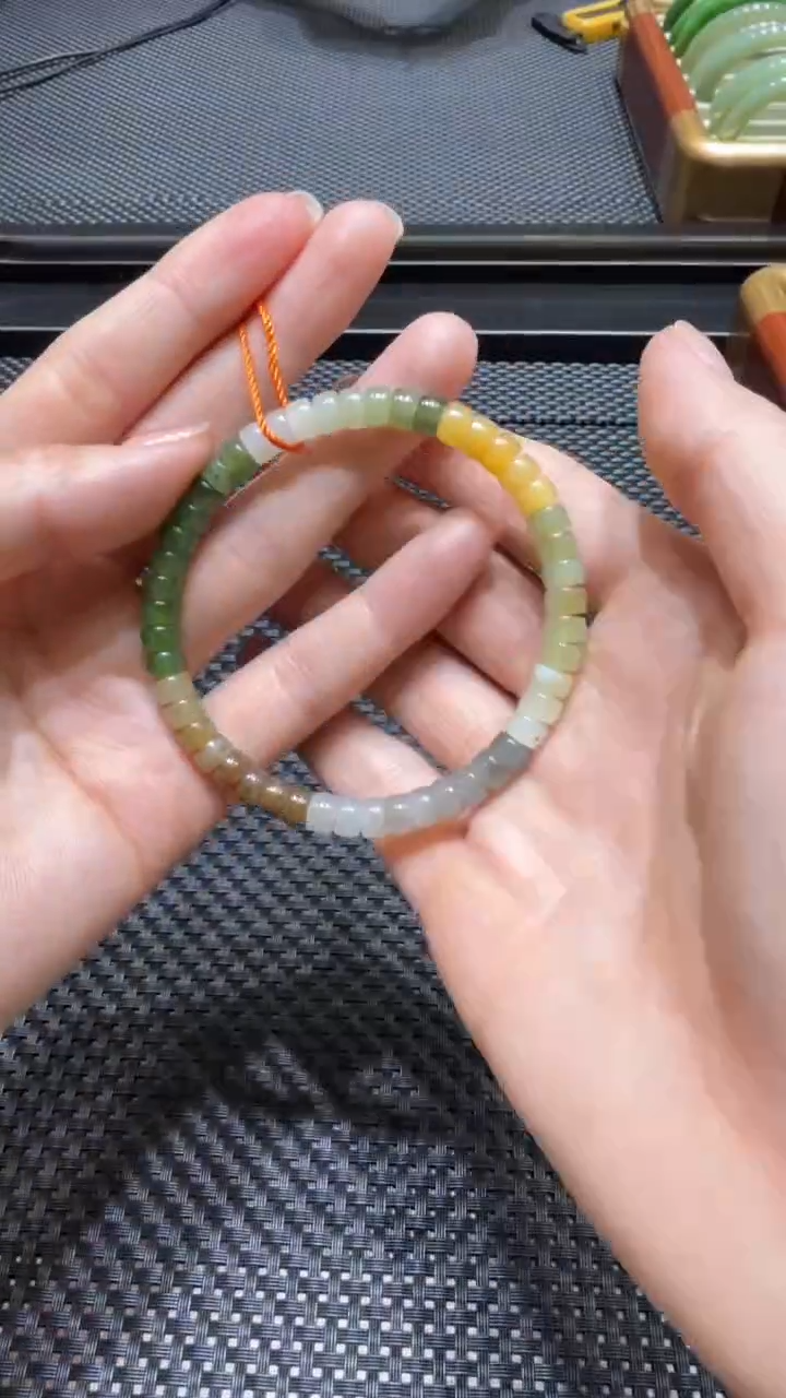 颈饰未镶嵌和田玉手链