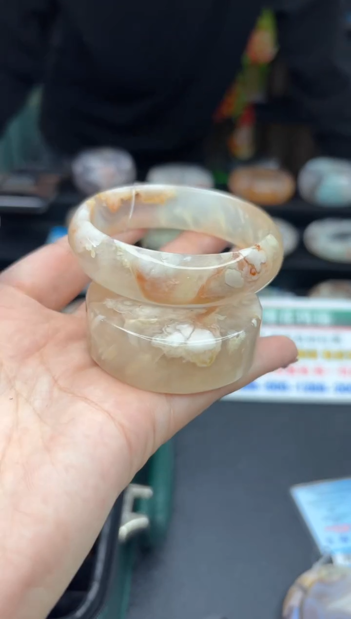 【闪购商品】石英质玉手镯未镶嵌219（55圈赠送镯心）