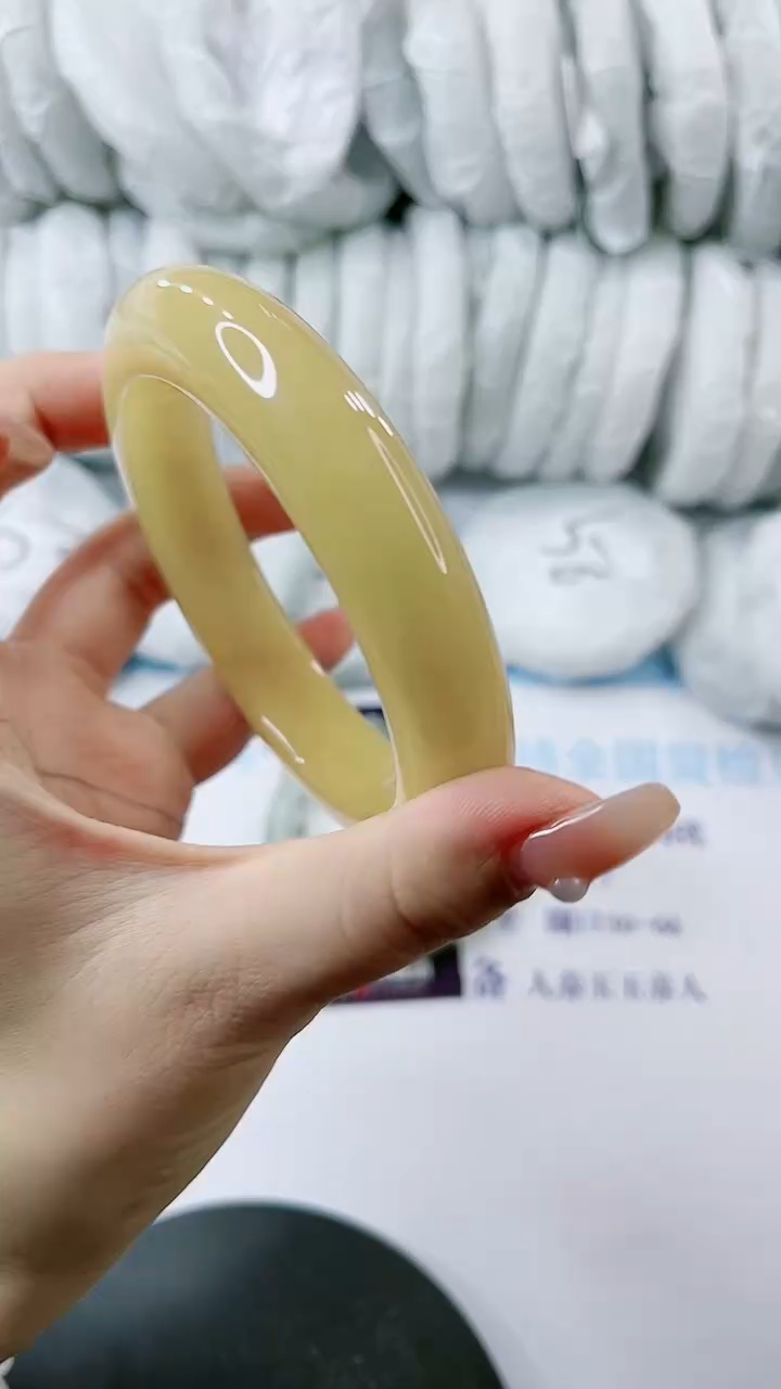 【闪购商品】石英质玉手镯未镶嵌0062110661-65