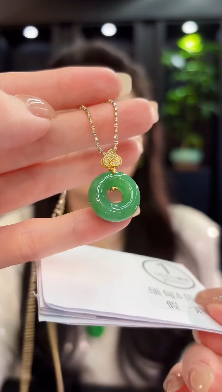 吊坠(不含链)未镶嵌翡翠缅料A货/多样性发货/一件