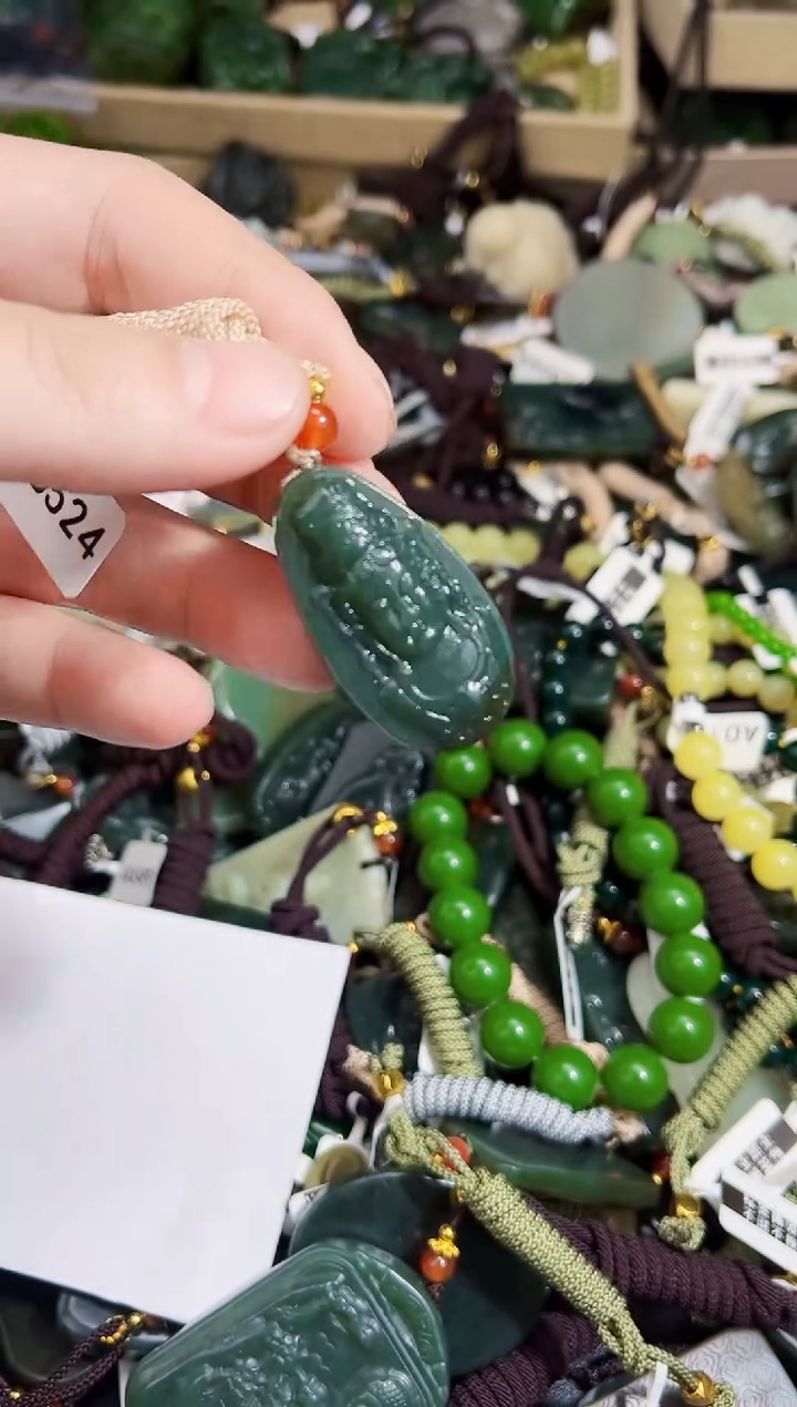 玉未镶嵌拍一发一