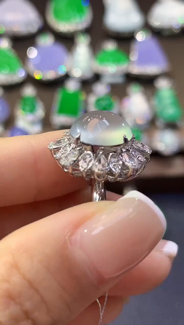 18K金镶嵌戒指翡翠d16